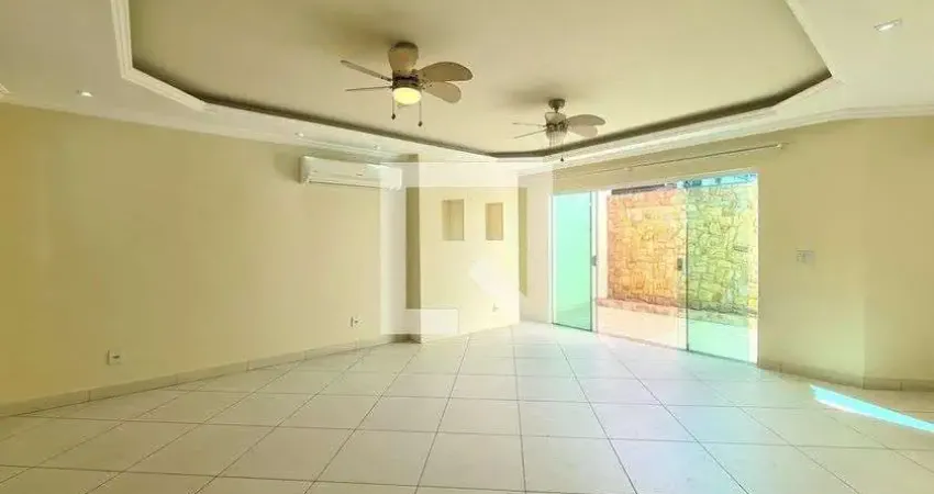 Casa para Venda - Todos os Santos, 3 Quartos,  132 m² - Rio de Janeiro