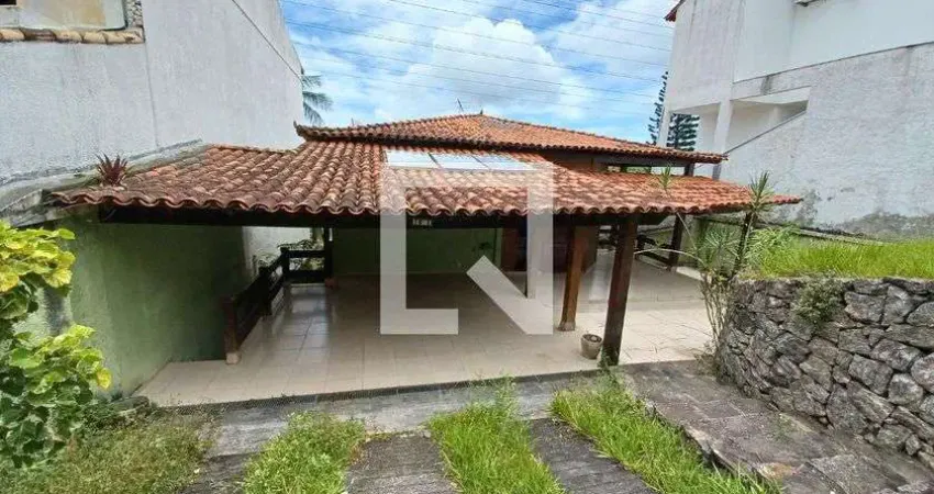 Casa / Sobrado em Condomínio para Venda - Maria Paula, 4 Quartos,  390 m² - Niterói