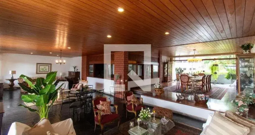 Casa para Venda - Ingá, 4 Quartos,  635 m² - Niterói