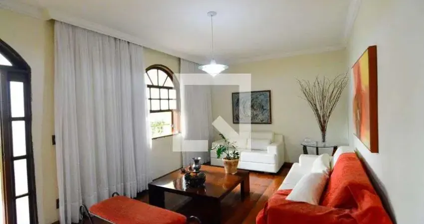 Casa para Venda - Minas Brasil, 4 Quartos,  298 m² - Belo Horizonte