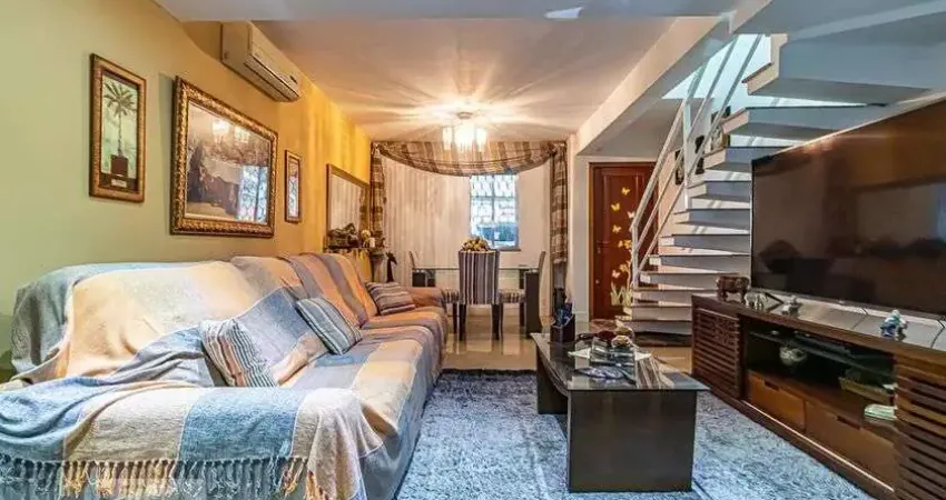 Casa para Venda - Taquara, 2 Quartos,  968 m² - Rio de Janeiro