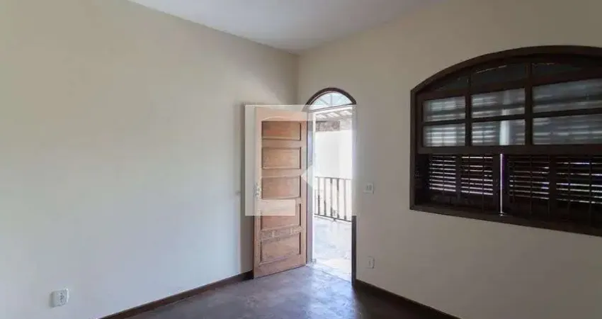 Casa para Venda - São João Batista, 4 Quartos,  360 m² - Belo Horizonte