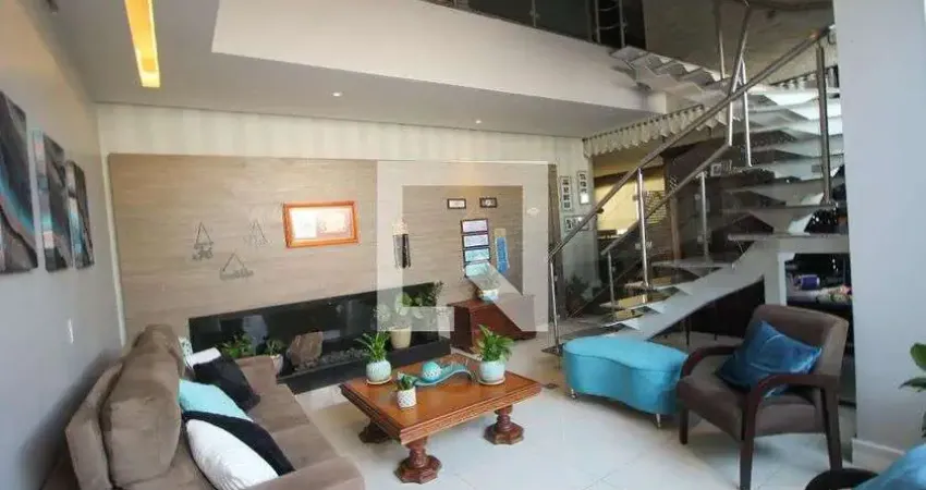 Casa para Venda - Nossa Sra das Graças, 4 Quartos,  586 m² - Canoas