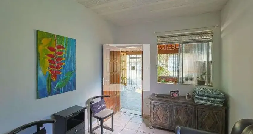 Casa para Venda - Concórdia, 3 Quartos,  400 m² - Belo Horizonte