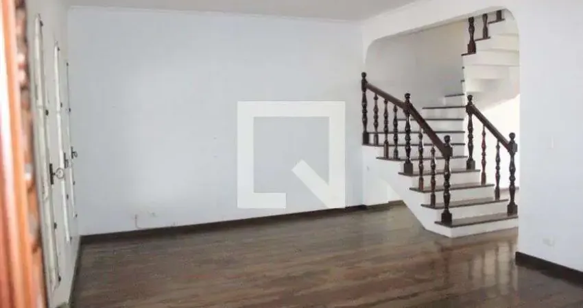 Casa para Venda - Centro, 3 Quartos,  200 m² - Guarulhos