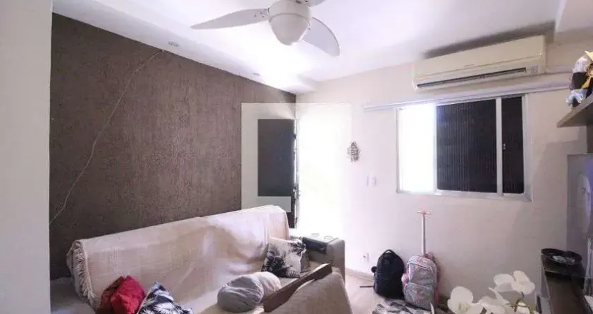Casa / Sobrado em Condomínio para Venda - Curicica, 3 Quartos,  60 m² - Rio de Janeiro