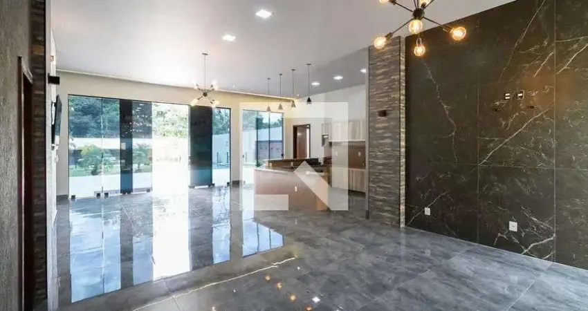 Casa para Venda - Braúnas, 2 Quartos,  320 m² - Belo Horizonte