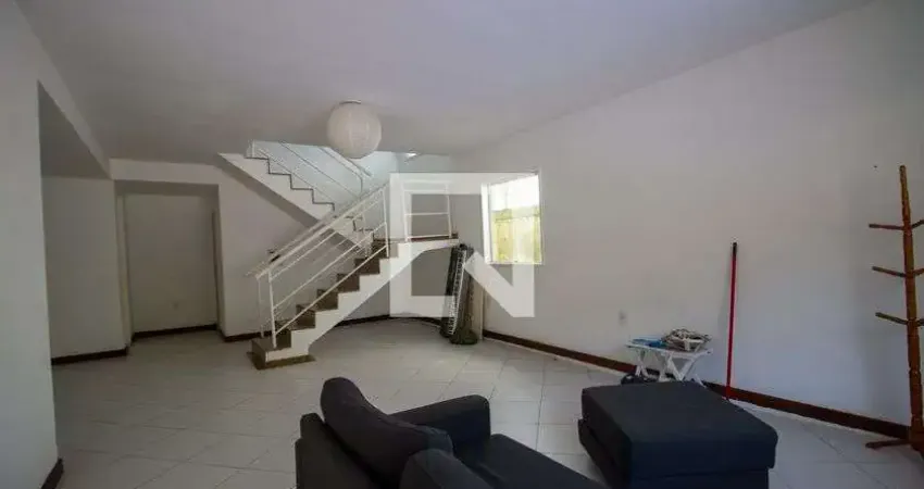 Casa / Sobrado em Condomínio para Venda - Vargem Pequena, 4 Quartos,  200 m² - Rio de Janeiro