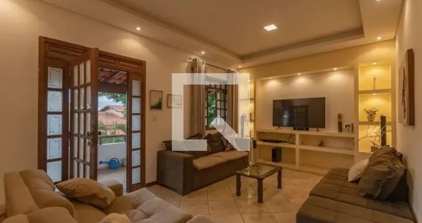 Casa para Venda - Castelo, 5 Quartos,  502 m² - Belo Horizonte