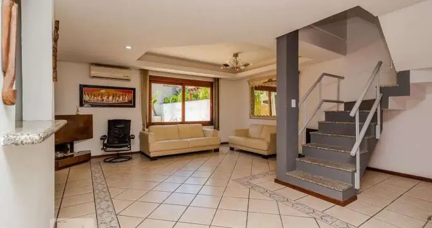 Casa / Sobrado em Condomínio para Venda - Cavalhada, 3 Quartos,  300 m² - Porto Alegre