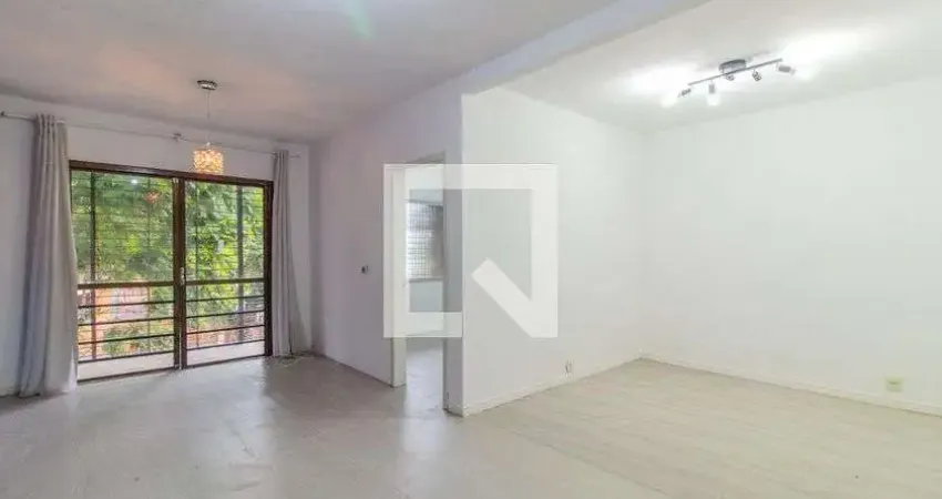 Casa para Venda - Camaquã, 3 Quartos,  110 m² - Porto Alegre