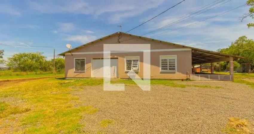 Casa para Venda - Bairro Fátima, 4 Quartos,  400 m² - Canoas