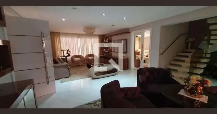 Casa à venda na Rua Boicininga, Vila Carrão, São Paulo