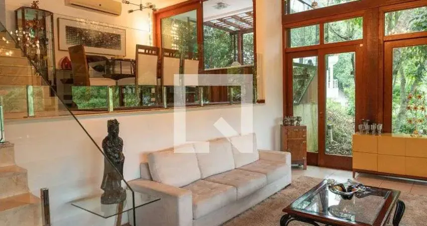 Casa para Venda - Badu, 4 Quartos,  500 m² - Niterói