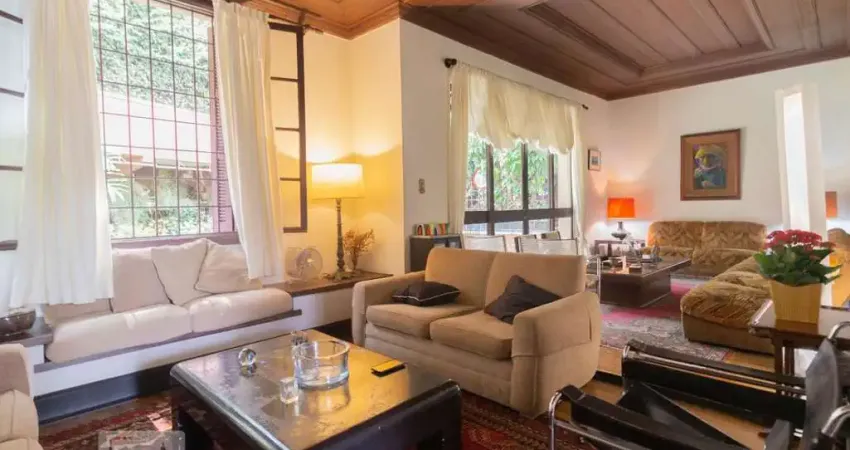 Casa para Venda - Sumaré, 4 Quartos,  440 m² - São Paulo