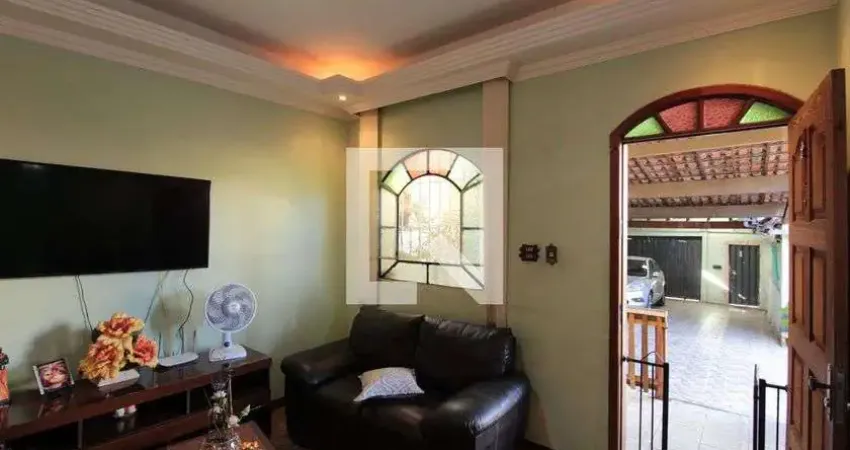 Casa para Venda - Jardim Leblon, 4 Quartos,  275 m² - Belo Horizonte