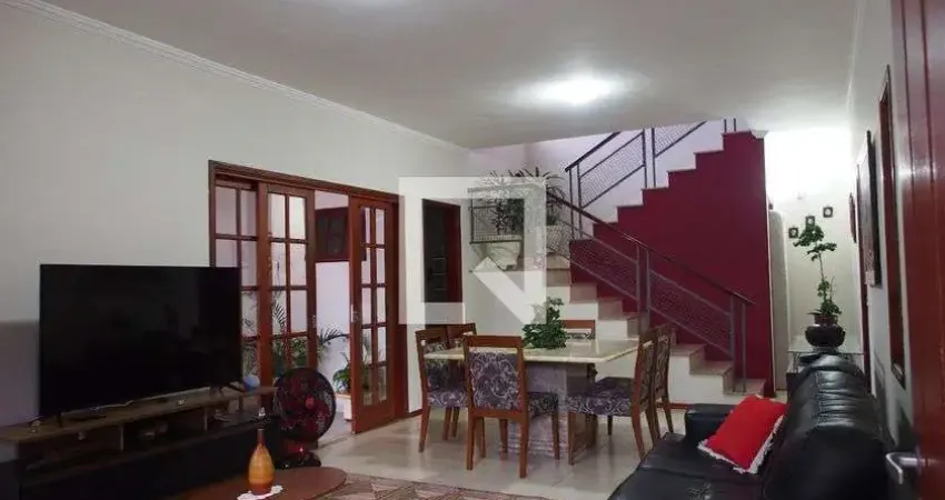 Casa para Venda - Gramadão , 3 Quartos,  178 m² - Jundiaí