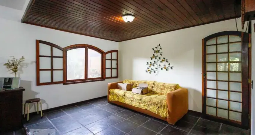 Casa para Venda - Vargem Grande, 3 Quartos,  500 m² - Rio de Janeiro