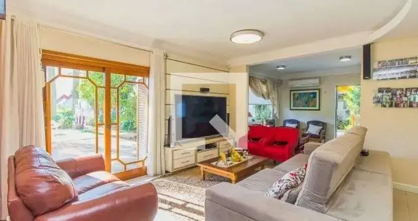 Casa para Venda - Cristo Rei, 3 Quartos,  500 m² - São Leopoldo