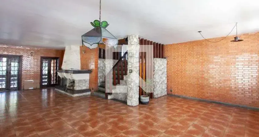 Casa para Venda - São Luíz, 6 Quartos,  550 m² - Belo Horizonte