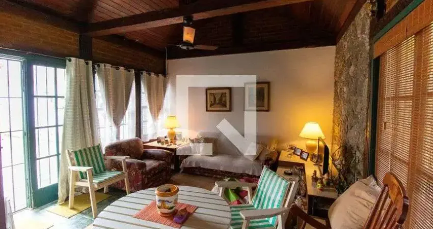 Casa para Venda - Piratininga, 4 Quartos,  219 m² - Niterói