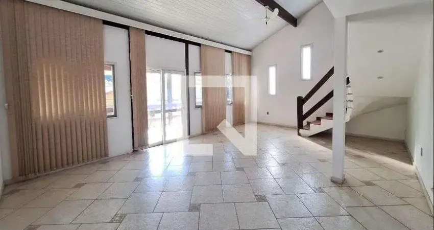 Casa para Venda - Itaipu, 3 Quartos,  264 m² - Niterói