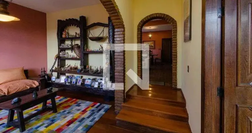Casa para Venda - Minas Brasil, 4 Quartos,  250 m² - Belo Horizonte