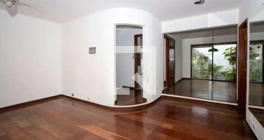Casa para Venda - Vila Madalena, 4 Quartos,  261 m² - São Paulo