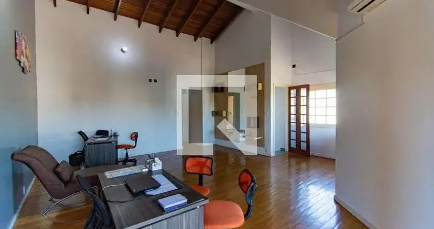 Casa para Venda - Nossa Sra das Graças, 2 Quartos,  200 m² - Canoas