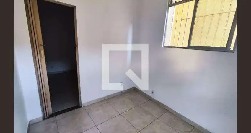 Casa para Venda - Piedade, 2 Quartos,  33 m² - Rio de Janeiro