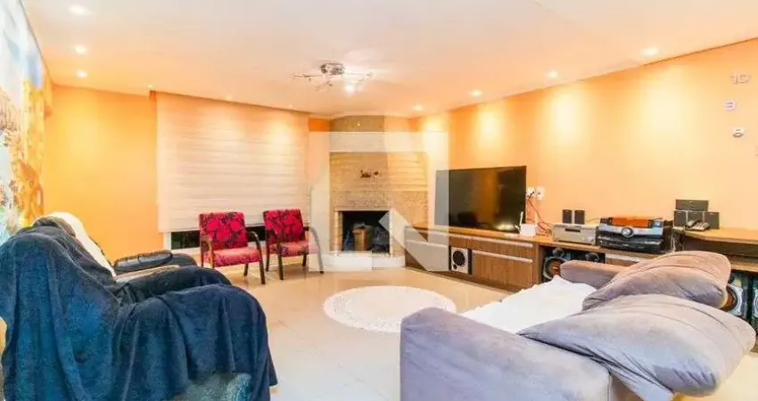 Casa para Venda - Teresópolis, 3 Quartos,  480 m² - Porto Alegre