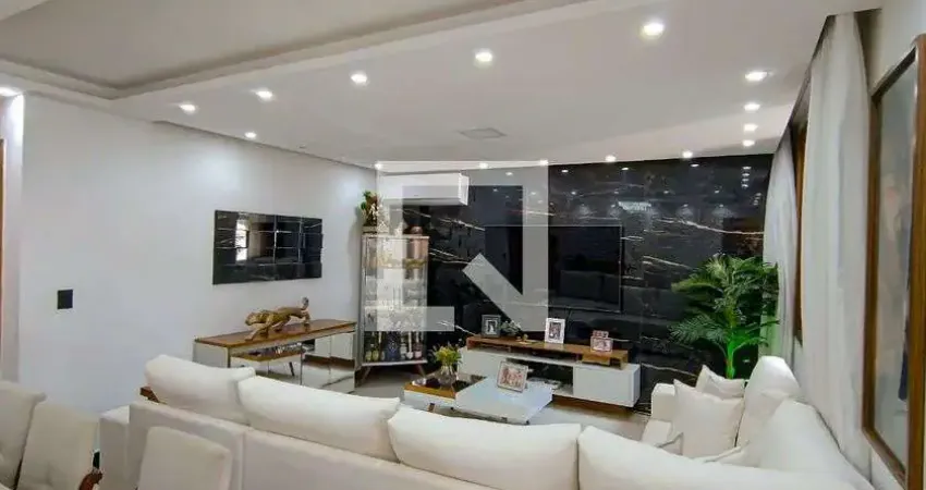 Casa para Venda - Taquara, 5 Quartos,  450 m² - Rio de Janeiro