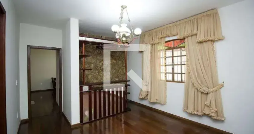 Casa para Venda - Aparecida, 5 Quartos,  340 m² - Belo Horizonte