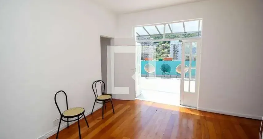 Cobertura para Venda - Laranjeiras, 2 Quartos,  100 m² - Rio de Janeiro
