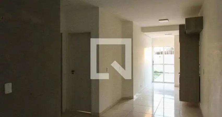 Casa para Venda - Olaria, 2 Quartos,  52 m² - Canoas