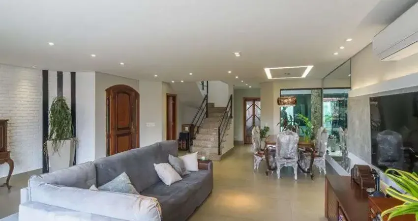 Casa para Venda - Vila Carrão, 4 Quartos,  400 m² - São Paulo