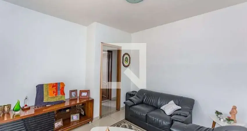 Casa para Venda - Coração Eucarístico, 3 Quartos,  465 m² - Belo Horizonte