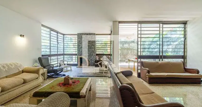 Casa para Venda - Sumaré, 4 Quartos,  460 m² - São Paulo