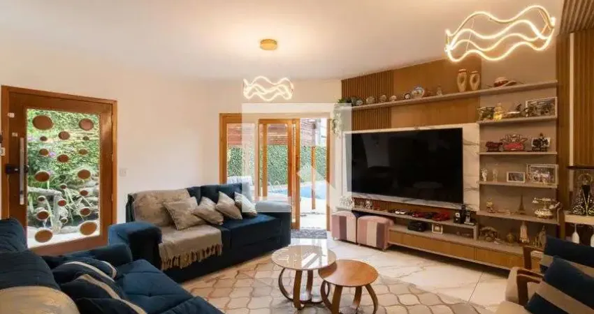 Casa para Venda - Picanço, 5 Quartos,  517 m² - Guarulhos