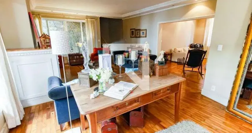 Casa para Venda - Morumbi, 4 Quartos,  550 m² - São Paulo