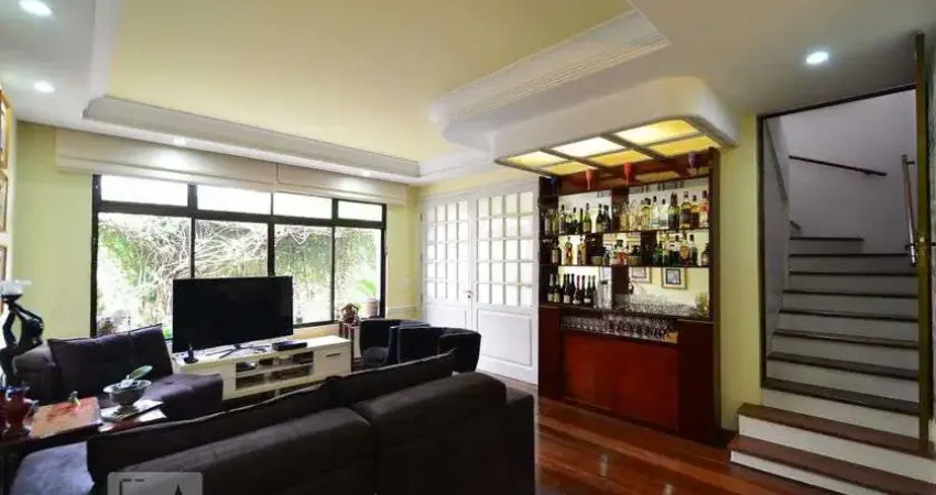 Casa para Venda - Saúde, 6 Quartos,  450 m² - São Paulo
