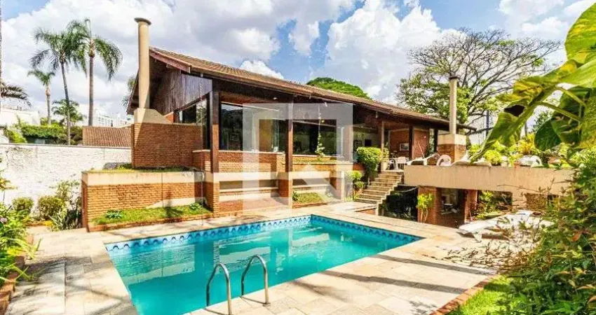 Casa para Venda - Butantã, 5 Quartos,  550 m² - São Paulo