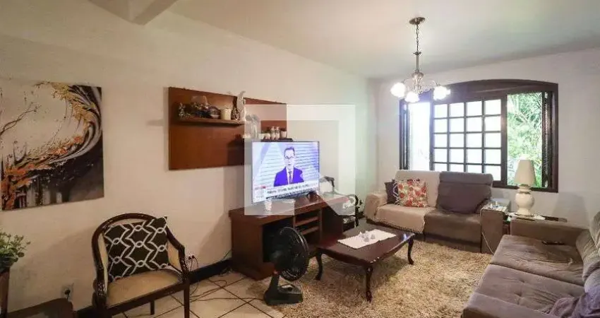 Casa para Venda - Camaquã, 6 Quartos,  400 m² - Porto Alegre