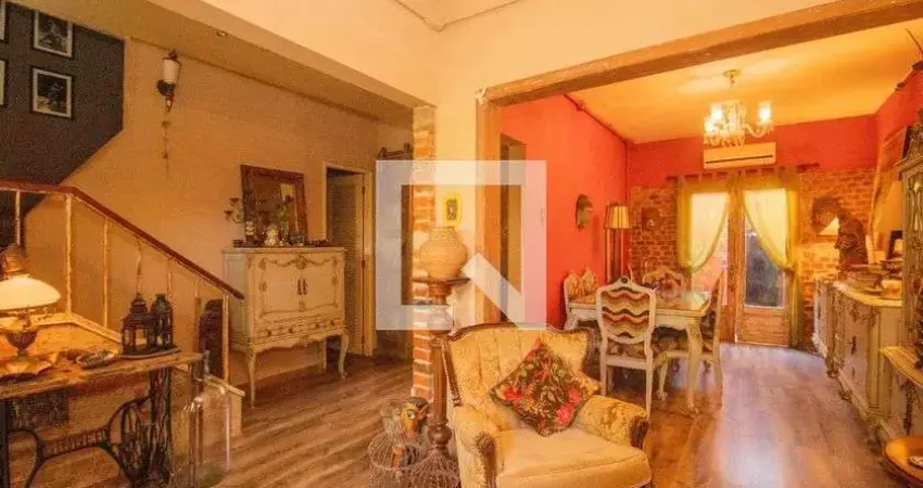 Casa para Venda - Moinhos de Vento, 5 Quartos,  234 m² - Porto Alegre