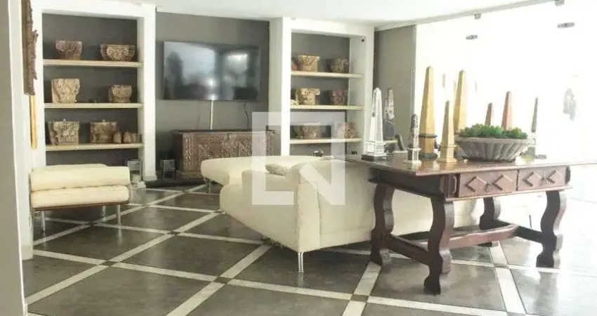 Casa para Venda - Morumbi, 3 Quartos,  1054 m² - São Paulo