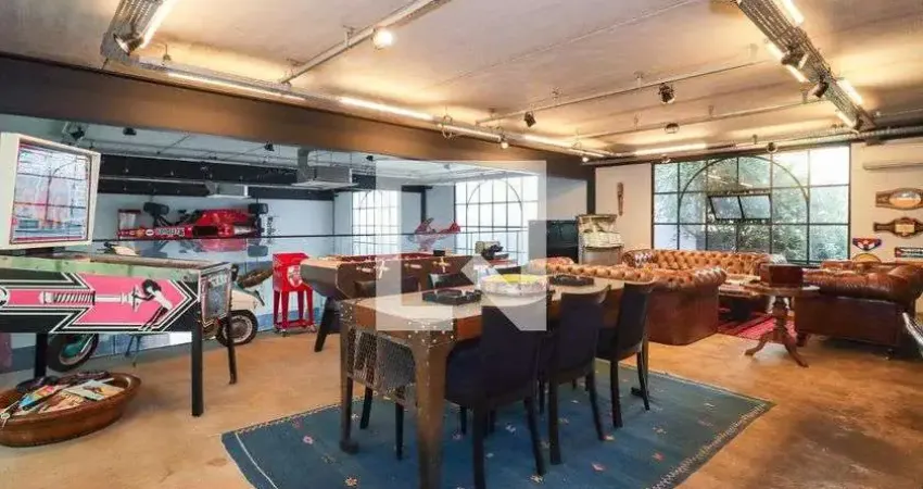 Casa para Venda - Morumbi, 1 Quarto,  440 m² - São Paulo