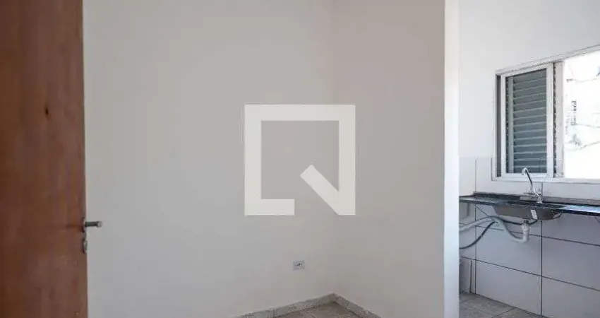 Kitnet / Stúdio para Venda - Vila Liviero, 7 Quartos,  285 m² - São Paulo