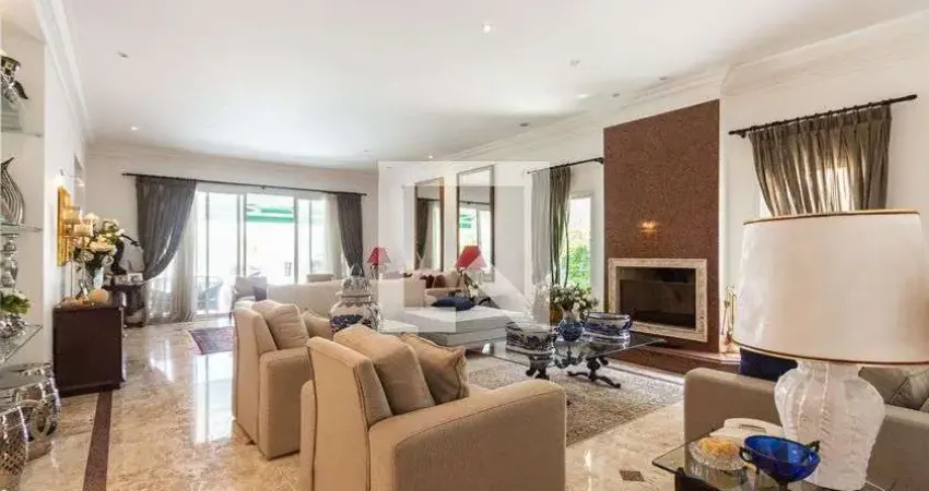Casa para Venda - Morumbi, 5 Quartos,  690 m² - São Paulo