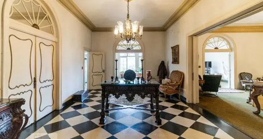 Casa para Venda - Pacaembu, 5 Quartos,  600 m² - São Paulo