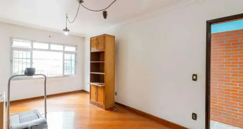 Casa para Venda - Bosque da Saúde, 3 Quartos,  200 m² - São Paulo